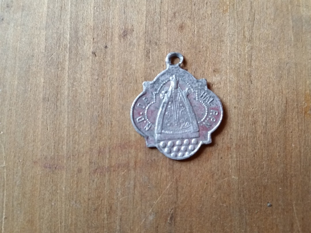 Vintage VIRGIN MARY MIRACLE Prayer Pendant. 1930s Notre Dame De Hal ...