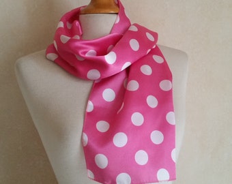 Vintage FRENCH FUN FASHION Polka Dots Scarf in hot pink. Rockabilly retro hair tie, Pinup girl style.