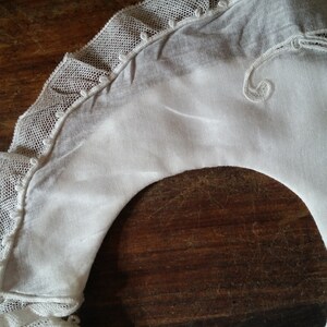 Edwardian ANTIQUE CHRISTENING BIB of French lace and linen. Perfect for special dinners, or as child's collar embelishment also. image 5