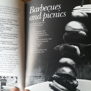 1981 Vintage DELIA SMITH Cookbook of favourite British recipes. A BBC Cookery course of traditional classic dishes, Book 3. image 5