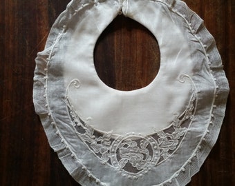 Edwardian ANTIQUE CHRISTENING BIB of French lace and linen. Perfect for special dinners, or as child's collar embelishment also.