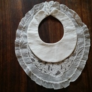 Edwardian ANTIQUE CHRISTENING BIB of French lace and linen. Perfect for special dinners, or as child's collar embelishment also. image 6