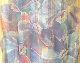 Vintage ETHEREAL POPPIES SCARF in pastel colors of spring ans summer. A  French chic accessory of cottage core flowers.