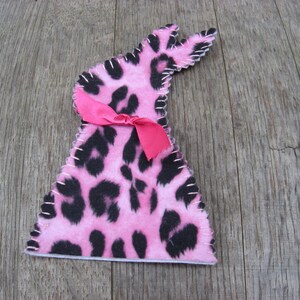 Handmade BUNNY EGG COSY, cute boiled egg cover made from felt and hand stitched in hot pink leopard print. Fun breakfast pet rabbit. image 2