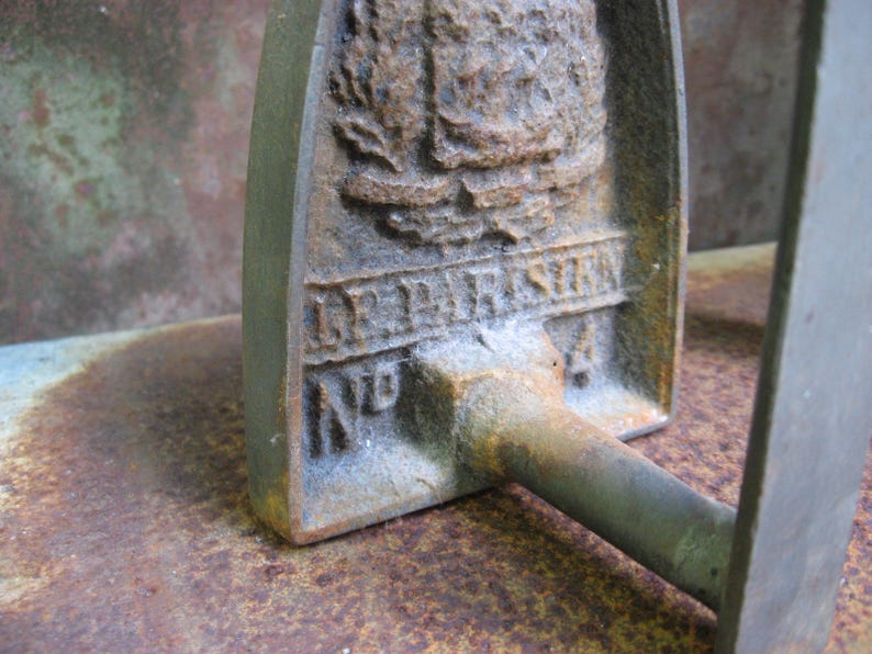 Antique VICTORIAN FLAT IRON 'Le Parisien' and base. Rare French sad hand iron and blacksmith made rustic trivet. image 3