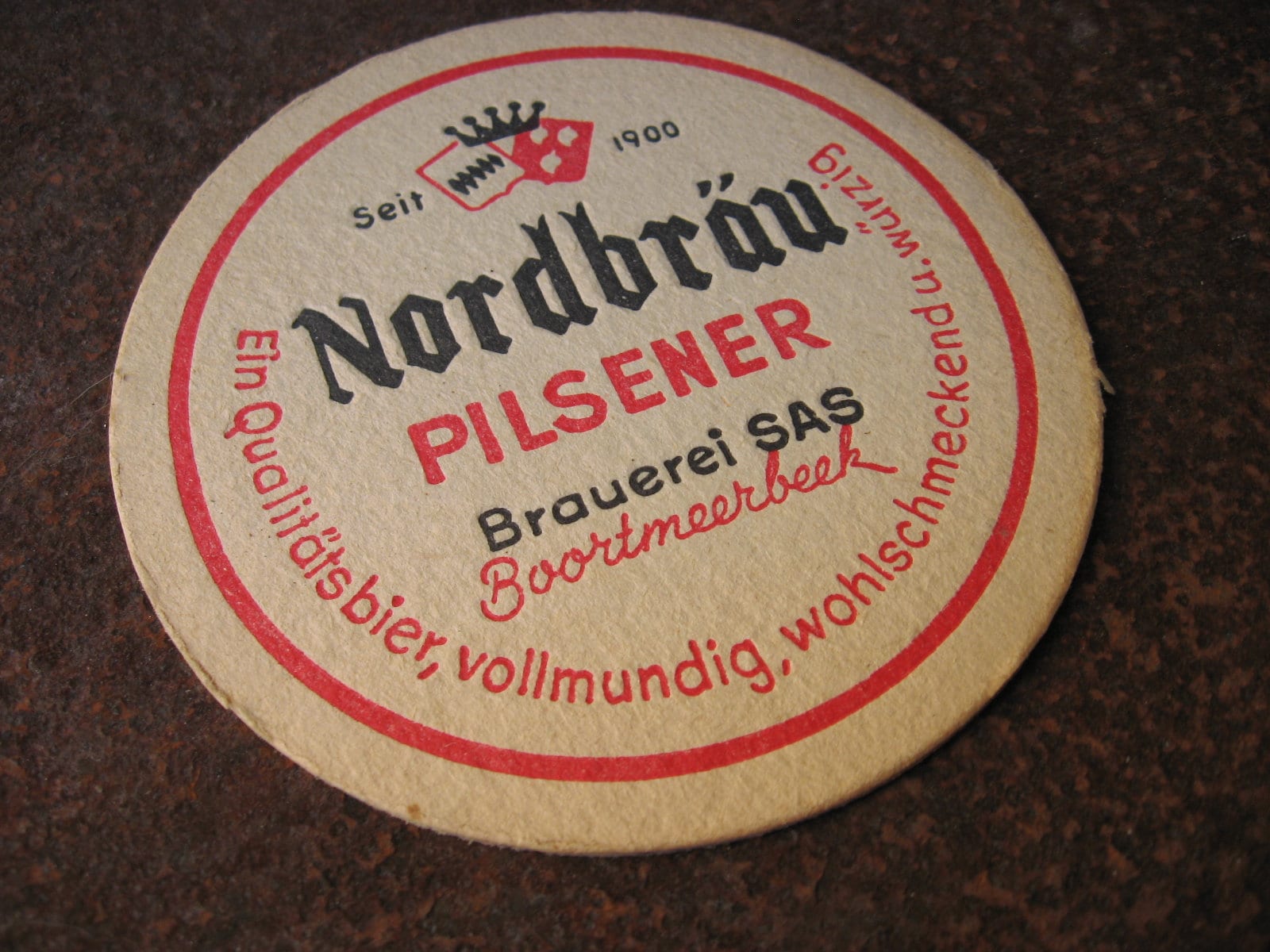 Tapis de Bière Nordbrau Pilsener Des Années 1960 en Excellent État Collection. Vintage Original Belg