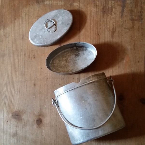 WW1 MILITARY MESS KIT from France, of 3 pieces. French World War One army meal canteen, antique bento lunch box.