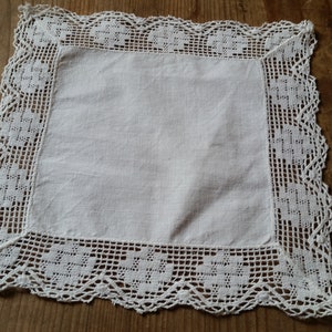 Edwardian linen and lace handkerchief. Fine white linen with hand made cotton lace trim around the edges. Quality antique from France.