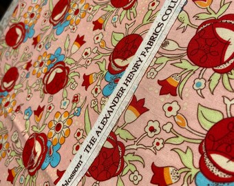 20\u201d Vintage Alexander Henry Paisley Floral Flower Cotton Fabric C2