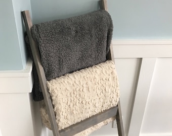 Farmhouse Ladder | Blanket Ladder | Quilt Ladder | Home Decor | Wood Ladder |  4 ft Blanket Ladder | Blanket Holder | Blanket Storage