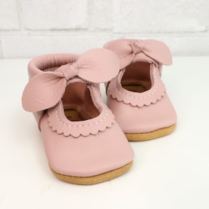 Baby Moccasins, Leather Baby Mary Janes, Handmade Leather baby shoes, Alice Pink