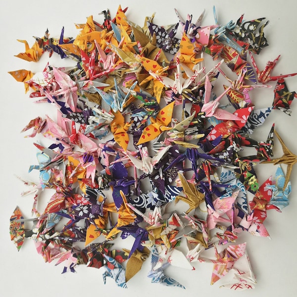 100 Origami-Kraniche aus Papier, Washi-Papier, Origami-Kraniche, verschiedene Muster, japanischer Druck, hergestellt aus 3,81 cm (1,5 Zoll) für Hochzeitsdekoration, Origamipolly