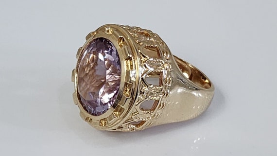 14k Gold and Large Round Amethyst Ring - image 2