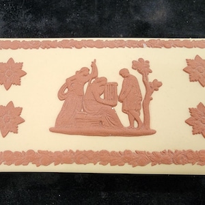 Wedgwood Jasperware Primrose Cane Terracotta Trinket Box