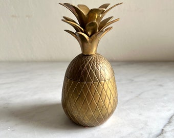 Vintage Small Brass Pineapple Container , Brass Candleholder, Brass Centerpiece, Retro Brass Trinket Holder, Matches Holder