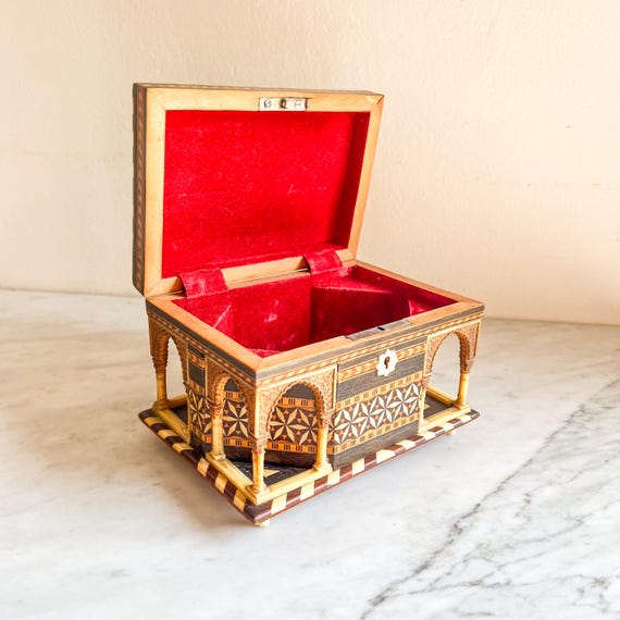 Vintage Inlaid Wooden Marquetry Jewelry Box with … - image 3