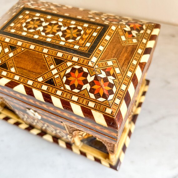Vintage Inlaid Wooden Marquetry Jewelry Box with … - image 6