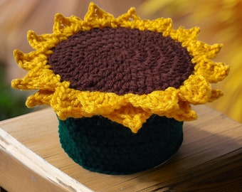 Mega roll golden sunflower crochet toilet paper cover