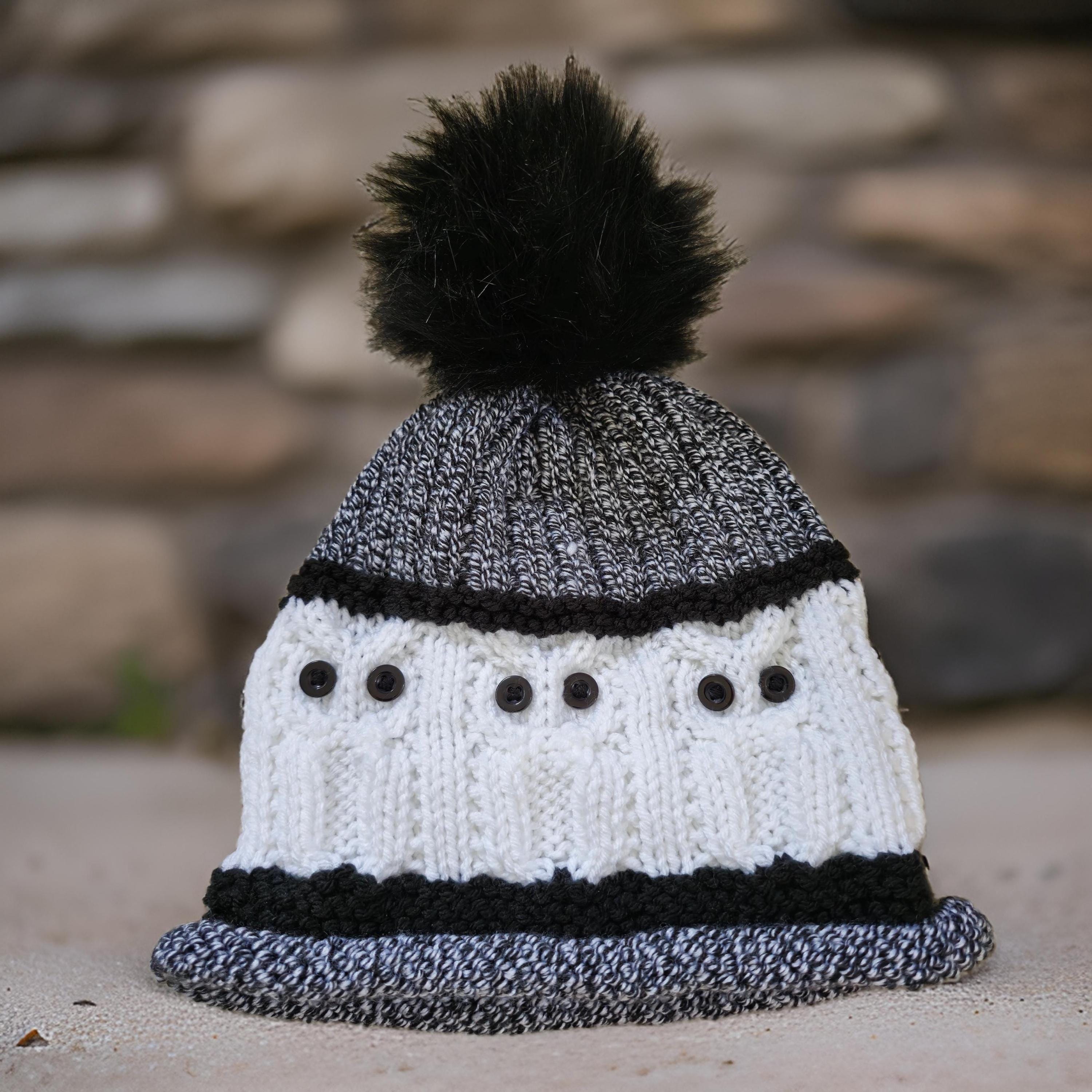 Owl slouchy beanie, XL Tri-color black, white, gray