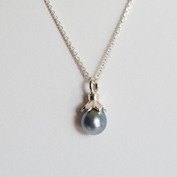 Beautiful Silvery Teal Tahitian Pearl Pendant with Beautiful  Pearl Cap and Bail in Sterling Silver