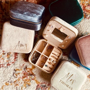 Personalized travel jewelry boxes | Custom bridal party gift | Bridesmaid jewelry box with name | gift idea for bridesmaids