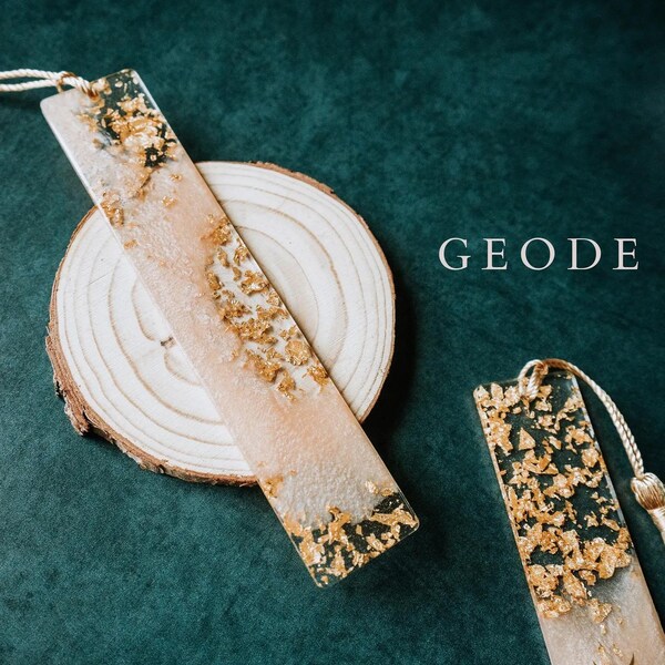 Peach Geode Resin Bookmark / Boho Geode Inspired Bookmarks / Homemade Resin Bookmark / Build A Box / Spiritual Mindfulness Gift Ideas