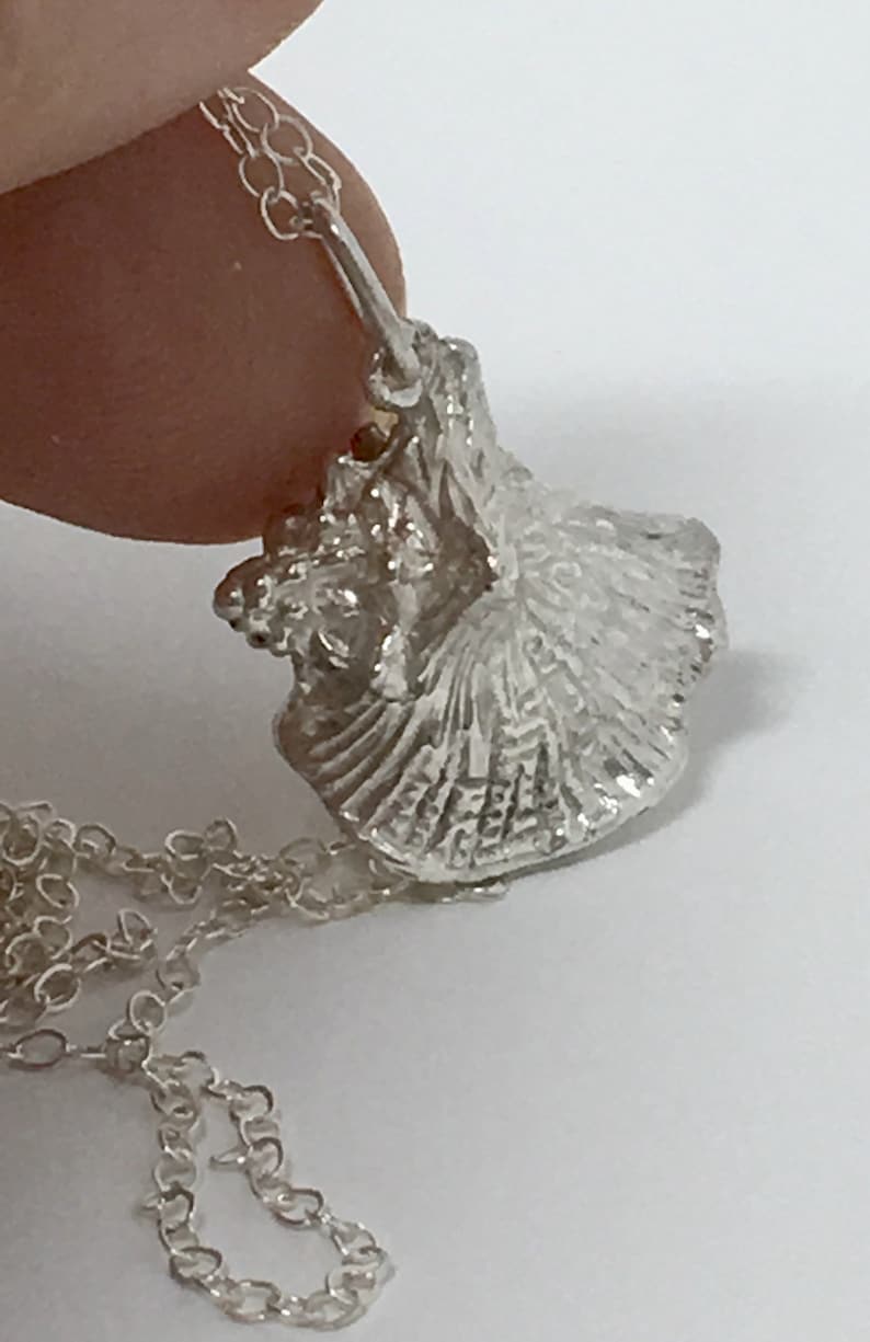 Boho Chic Necklace . Silver Shell Necklace Silver shell pendant -Mermaid Necklace -Sea Shell Necklace -Beach Jewelry Beach Lover