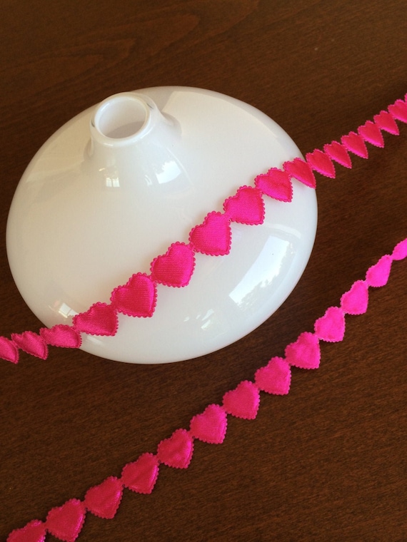 15 yds,Hearts trim,pink hearts ribbon,embellish trim,crafts trim,craft ribbon,card making trim,gift wrap ribbon,scrapbooking trim,189