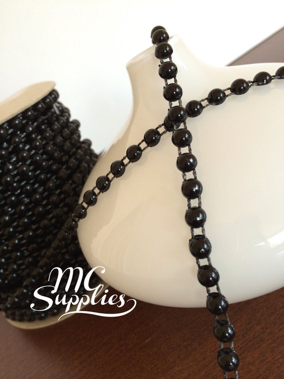 Black pearls,pearl beads,strand of pearls,craft supplies,pearls for  crafts,craft pearls,string of beads,beads on a string,beads trim,196