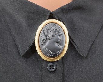 Black Vintage 60s Cameo Brooch Goth Grecian Lady Profile Lapel Pin