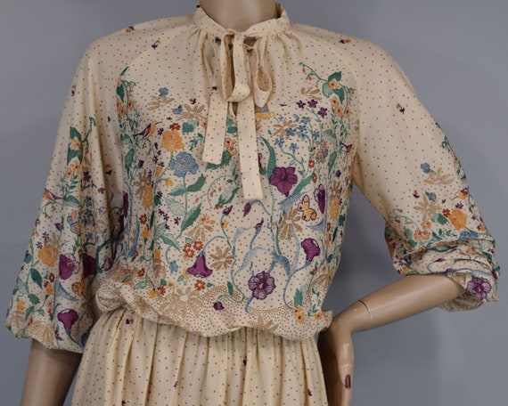 Cream Boho Floral Vintage 70s Top & Skirt Set wit… - image 4