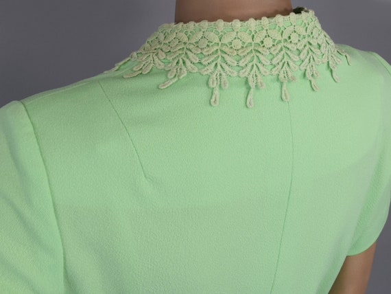 Pistachio Green Vintage 70s Dress Shift or Belted… - image 8