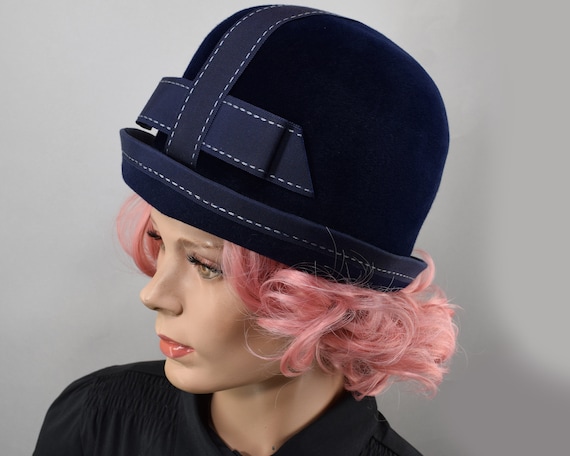 Mod Navy Blue Velour Vintage 60s Cloche Hat with … - image 1