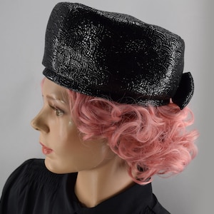 Shiny Black Vintage 60s Pillbox Hat with Accent Bow