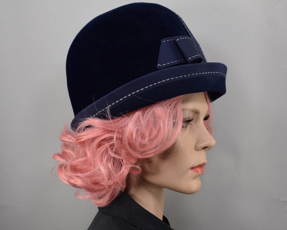 Mod Navy Blue Velour Vintage 60s Cloche Hat with … - image 5