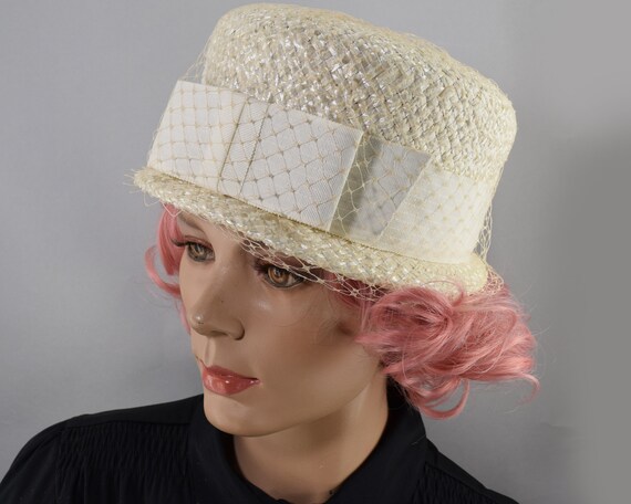 Vanilla Cream Lightweight Straw Vintage 60s Hat w… - image 1