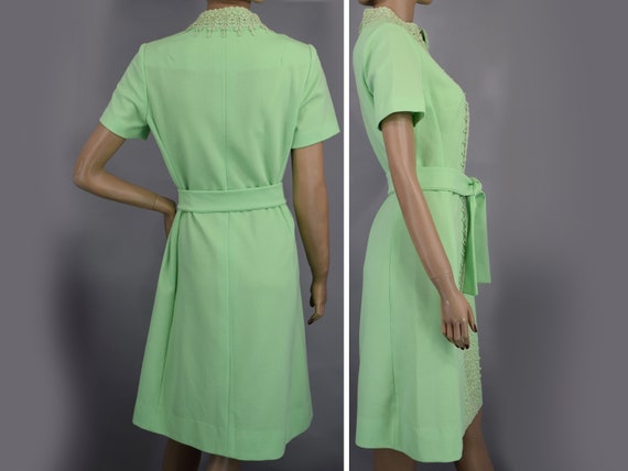 Pistachio Green Vintage 70s Dress Shift or Belted… - image 4