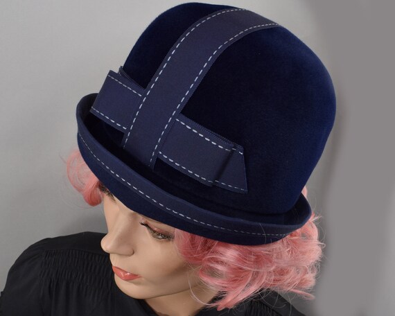 Mod Navy Blue Velour Vintage 60s Cloche Hat with … - image 8