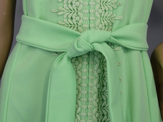 Pistachio Green Vintage 70s Dress Shift or Belted… - image 9