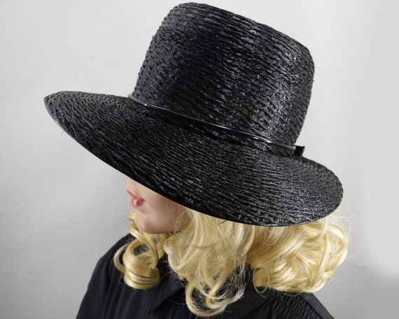 Black Straw & Patent Wide Brim Vintage 60s Hat - image 3