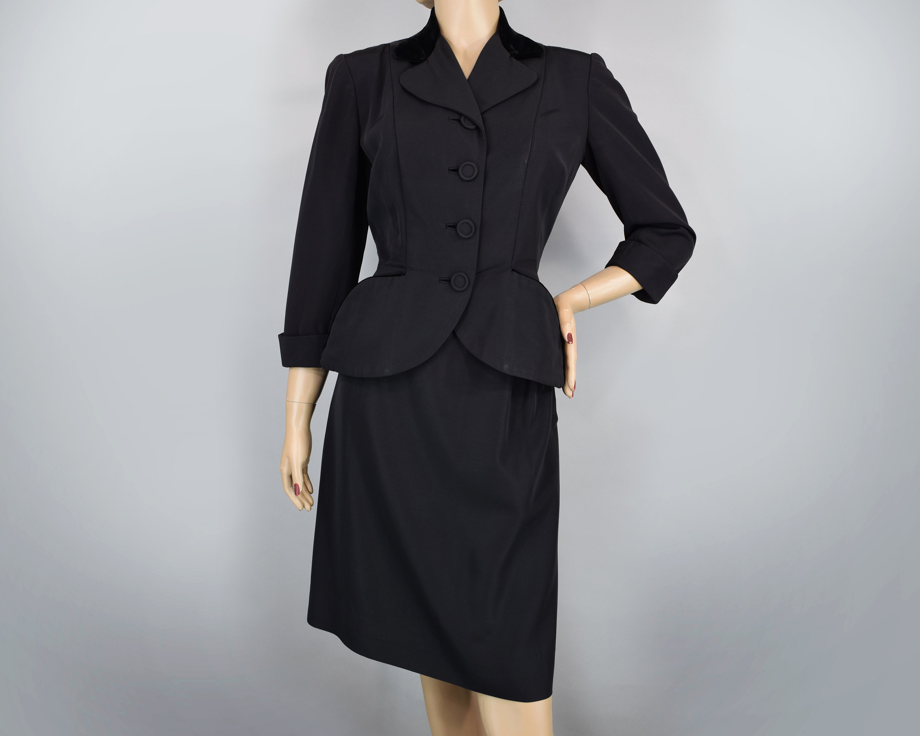 Black skirt outfit set hotsell