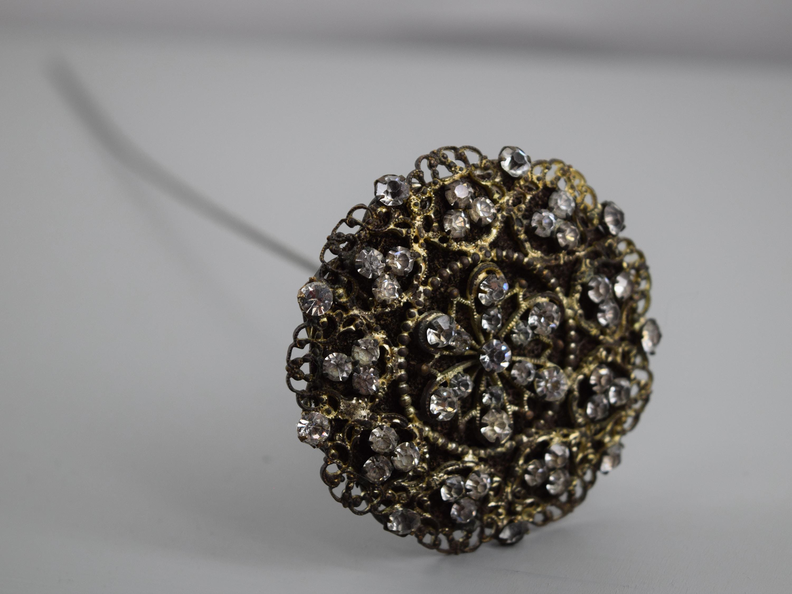 Filigree & Rhinestone Antique Victorian 1900s Long Hat Pin  display picture 1