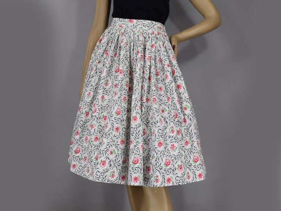 Pink & Gray Vintage 50s Full Skirt Floral Print X… - image 2