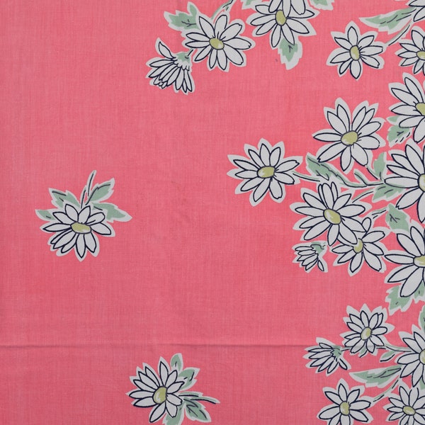 Pink Daisy Print Vintage 50s Floral Tablecloth