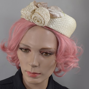 Pearl White Vintage 50s Ringlet Hat with Rosette Accent