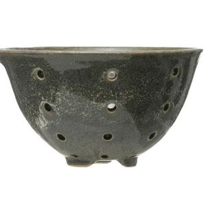 Stoneware Berry Bowl with Glaze - Blue