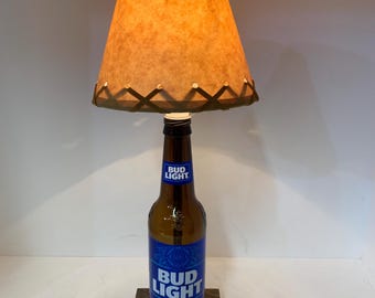 Bud Light Beer Bottle TABLE LAMP Light w/ Laced SHADE & Bulb Home Bar Pub Lounge Decor Party Lighting