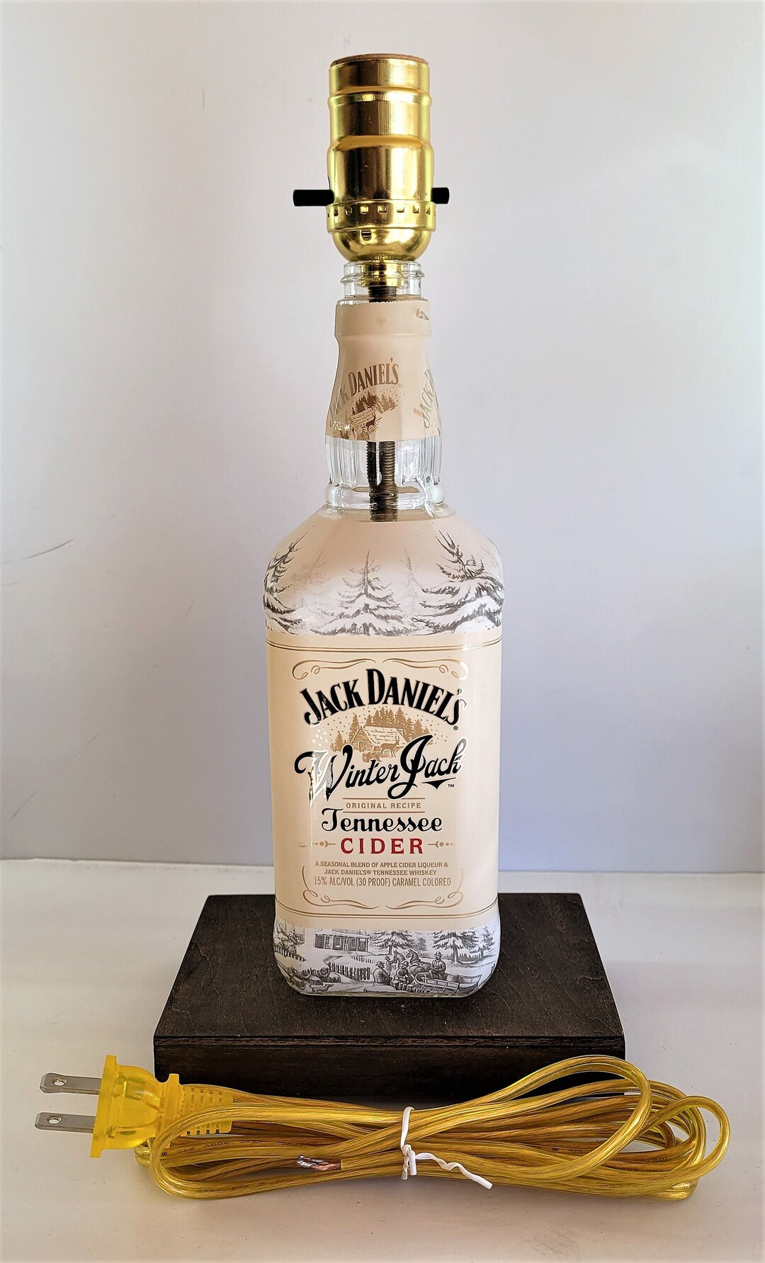 Jack Daniels Winter Jack Whiskey Liquor Bottle TABLE LAMP With
