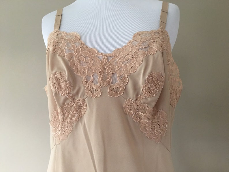 M Vintage Full Slip Extender Beige Nude Nylon with Wide Lace Trim by Gossard Artemis 36 Under Dress Underdress Slip Medium