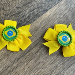 Brazil flag hair bow clip.  Hair clip bun in Brazilian Arch.  Brasil  tie. Chignon Brazil flag hair green bow
